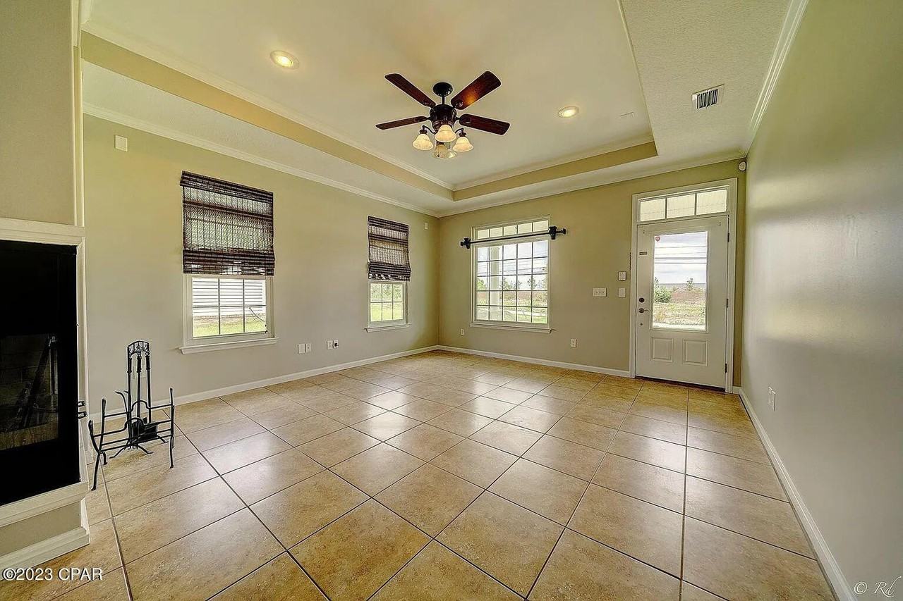 4021 Oak Forest Dr - Photo 6 of 28