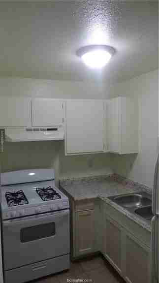510 Avondale Ave #14 - Photo 6 of 12