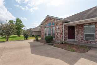 1004 Crepe Myrtle Ct - Photo 1 of 1