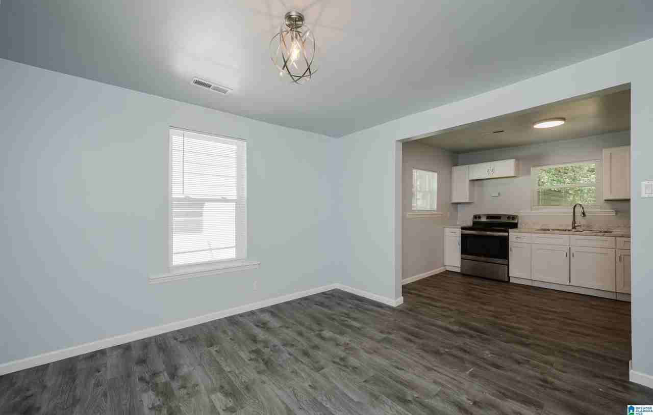 1839 1st St S - Photo 3 of 11