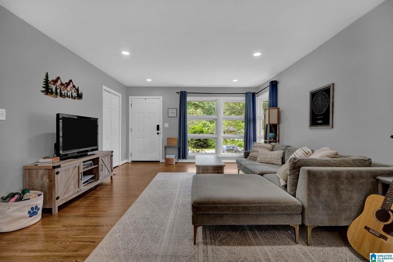 101 Elder St - Photo 5 of 30