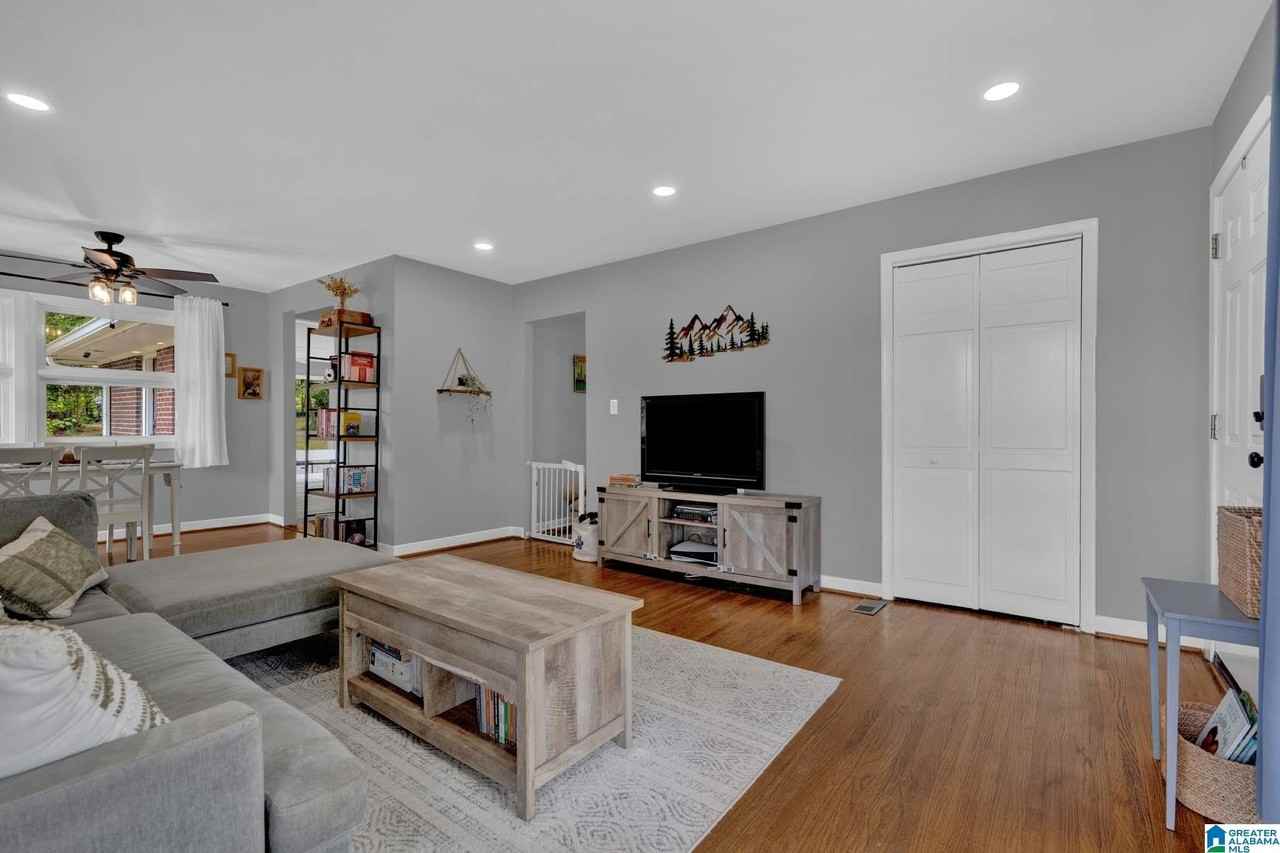 101 Elder St - Photo 7 of 30