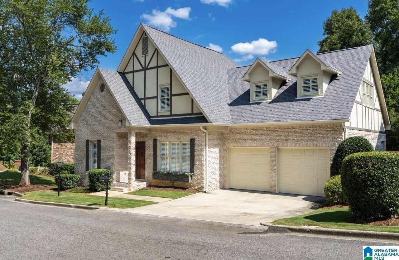 2629 River Trace Ct - Photo 2 of 36