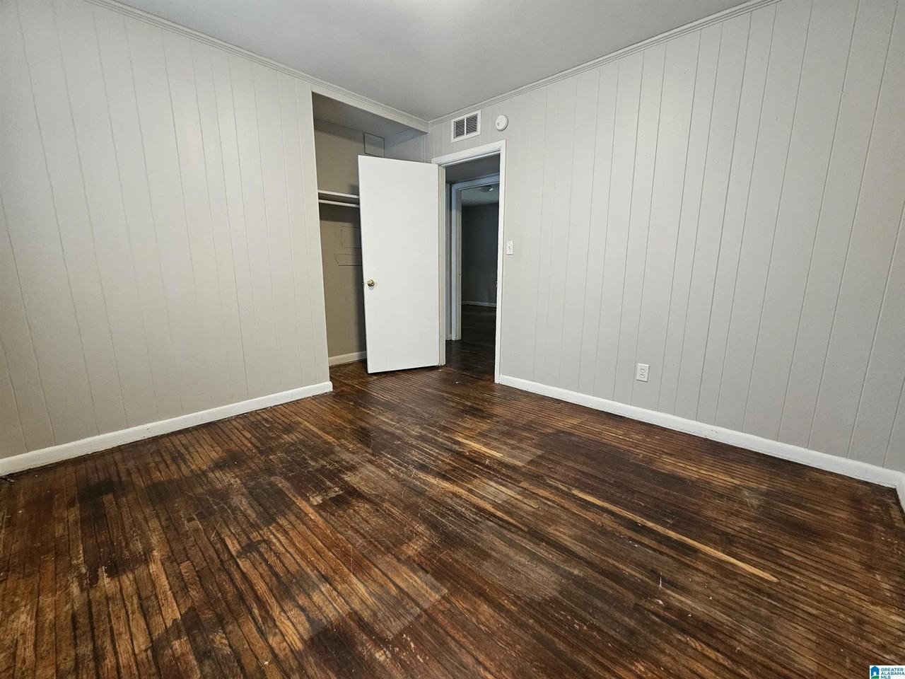 433 Wedgeworth Rd - Photo 6 of 12