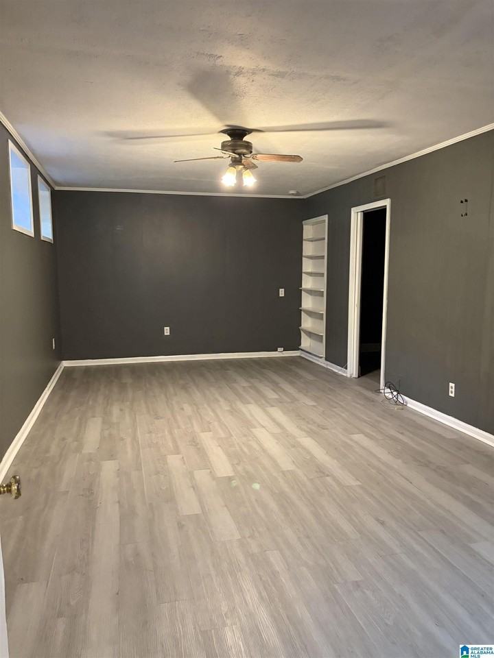 3826 Springhill Dr - Photo 6 of 12