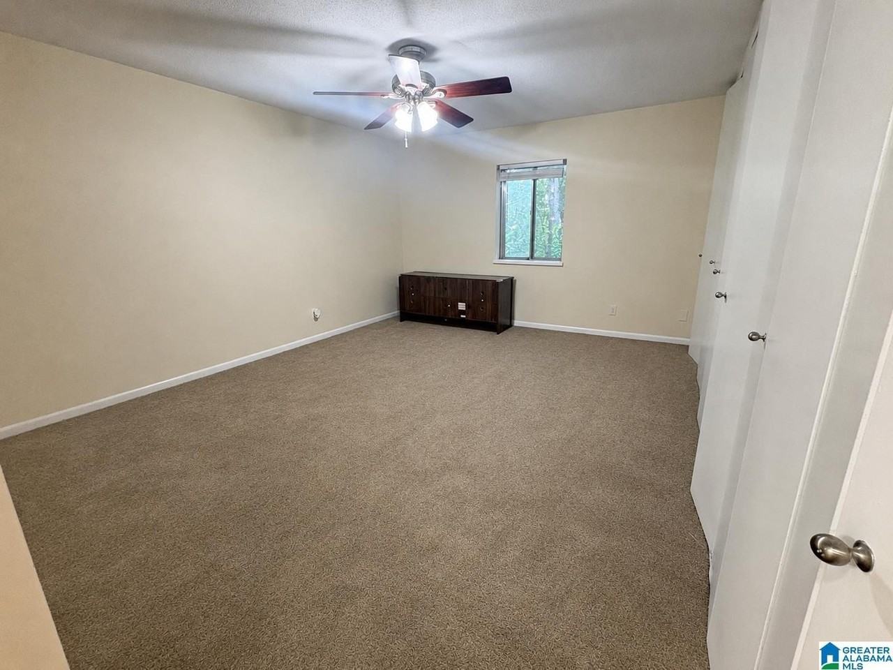 3101 Lorna Rd #422 - Photo 7 of 12