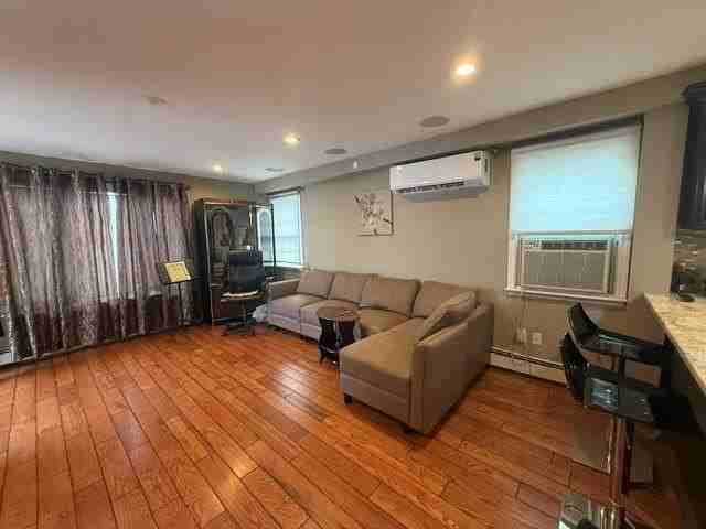 27 Melba Ct - Photo 3 of 17