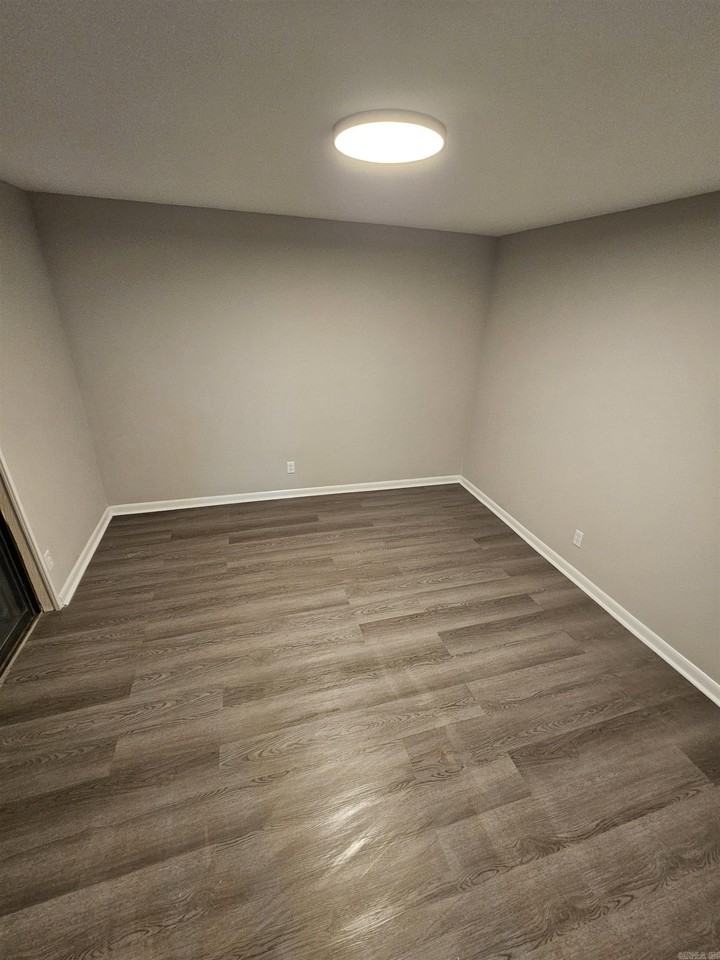 503 Grandview St - Photo 6 of 12