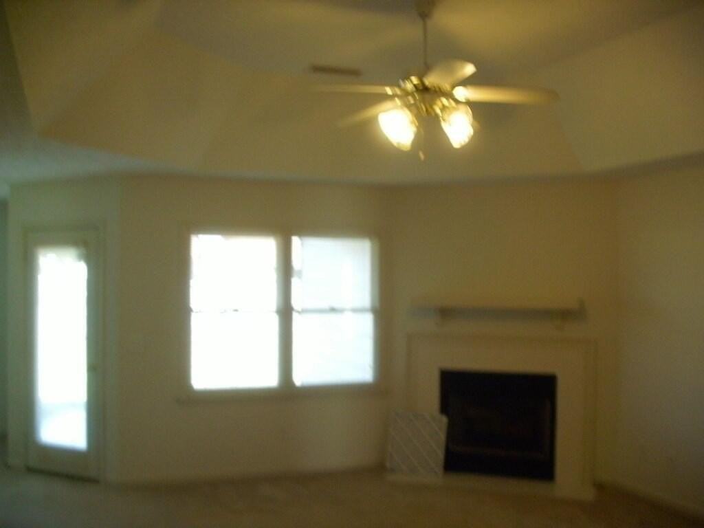 3419 Flintlock Dr - Photo 3 of 5