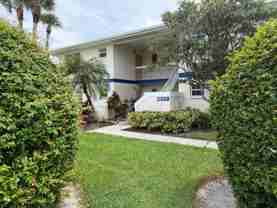 1512 Se Royal Green Cir - Photo 1 of 1