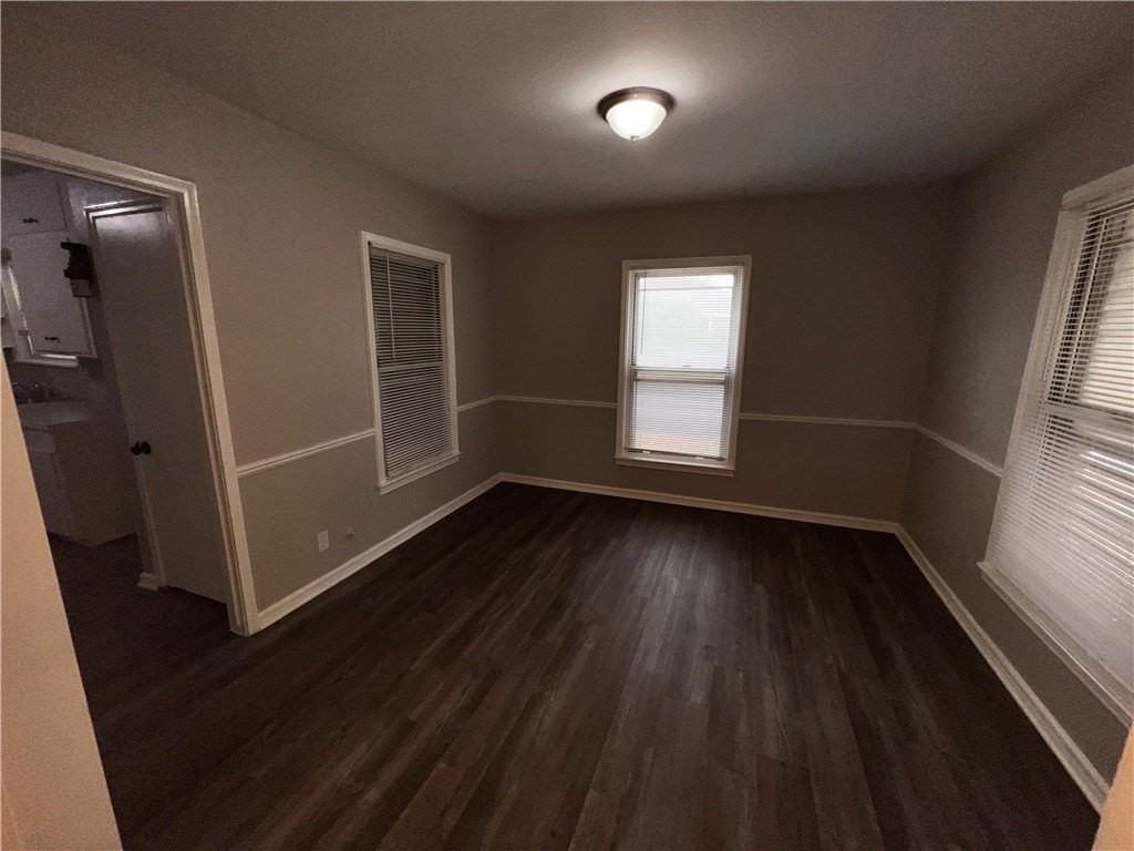 3301 Austin St - Photo 4 of 17
