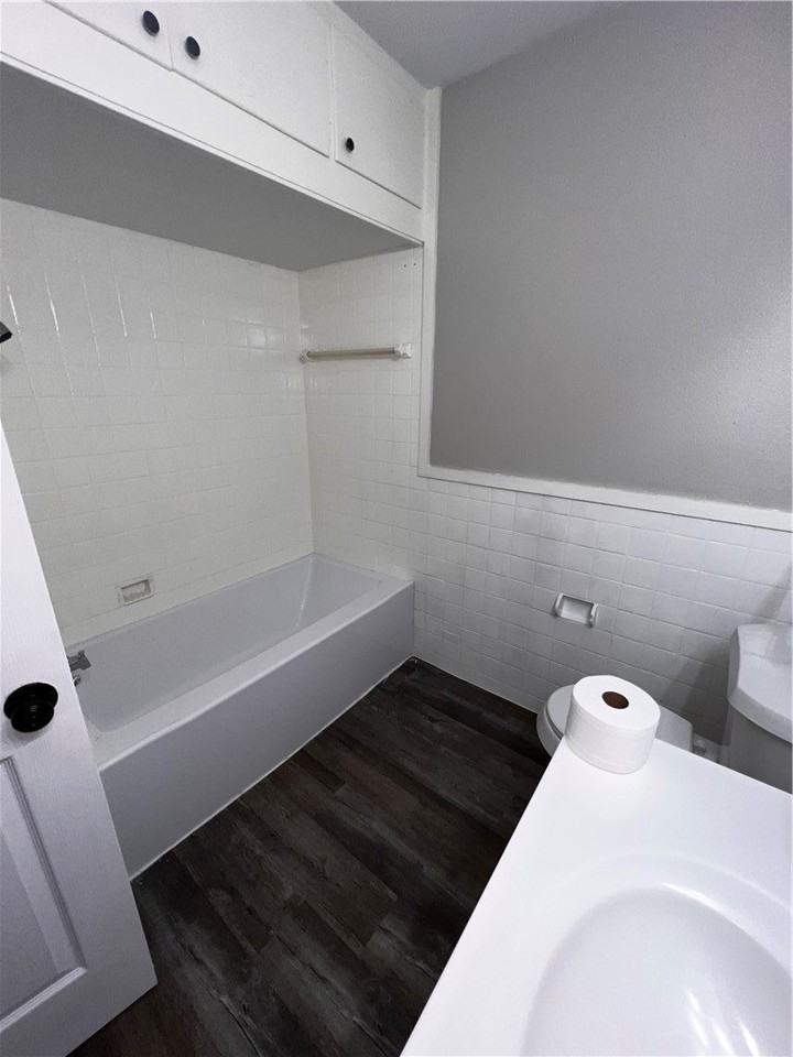 3301 Austin St - Photo 6 of 17