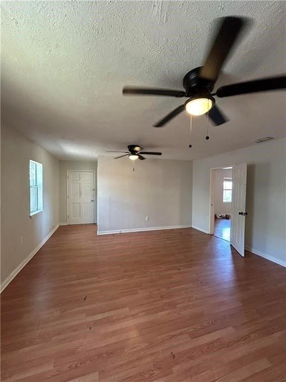 4721 Waltham Dr - Photo 7 of 10