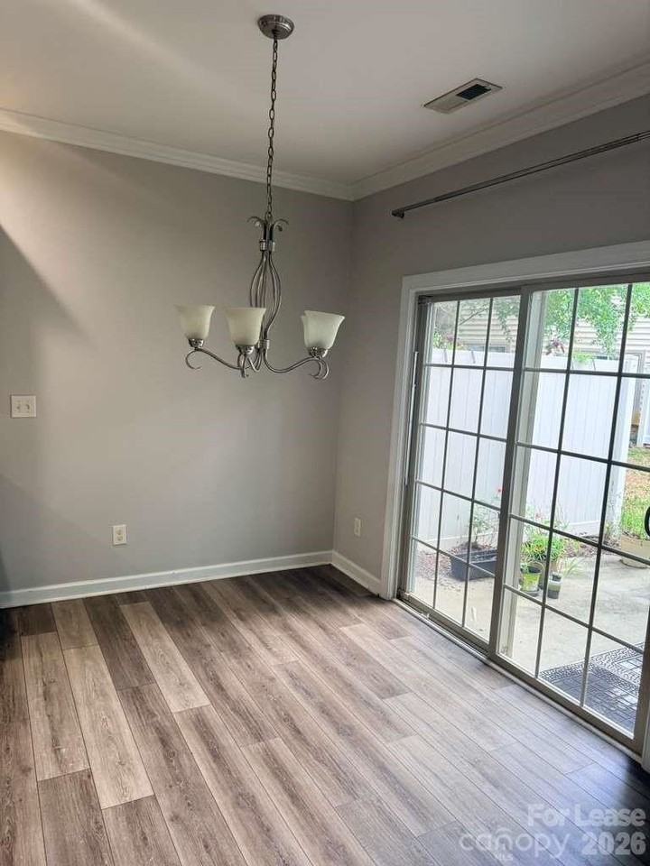15435 Barossa Valley St - Photo 5 of 21