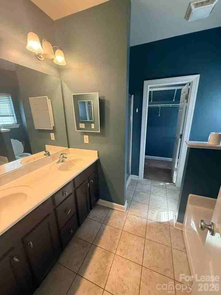 15435 Barossa Valley St - Photo 7 of 21