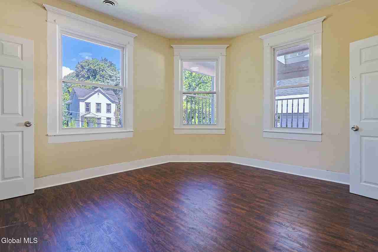 33 W Pine St #2 - Photo 6 of 24