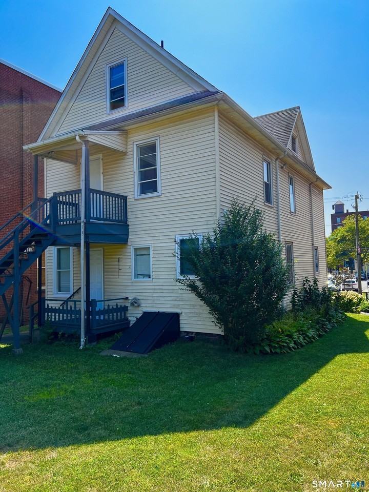 58 Washington St #2 - Photo 2 of 22
