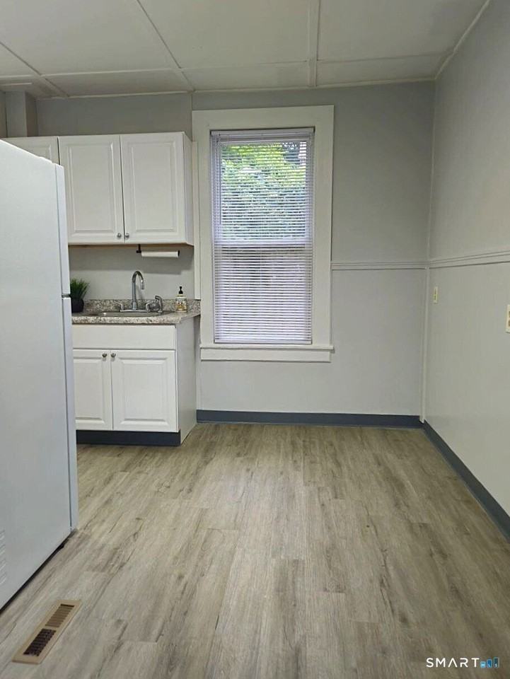 68 Hungerford Aly - Photo 6 of 34