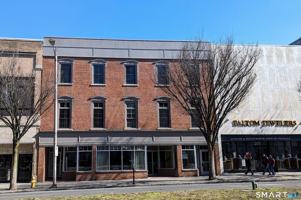 featured image of 209 Main St #3D