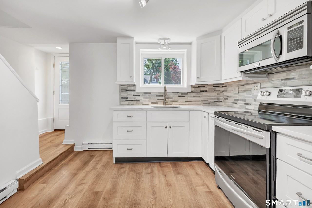 41 Frisbie St - Photo 6 of 23