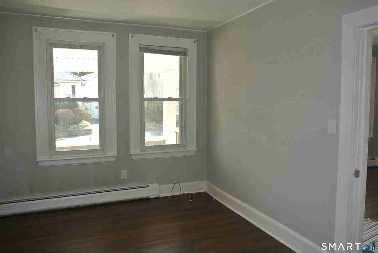 115 Maltby St #115 - Photo 5 of 18