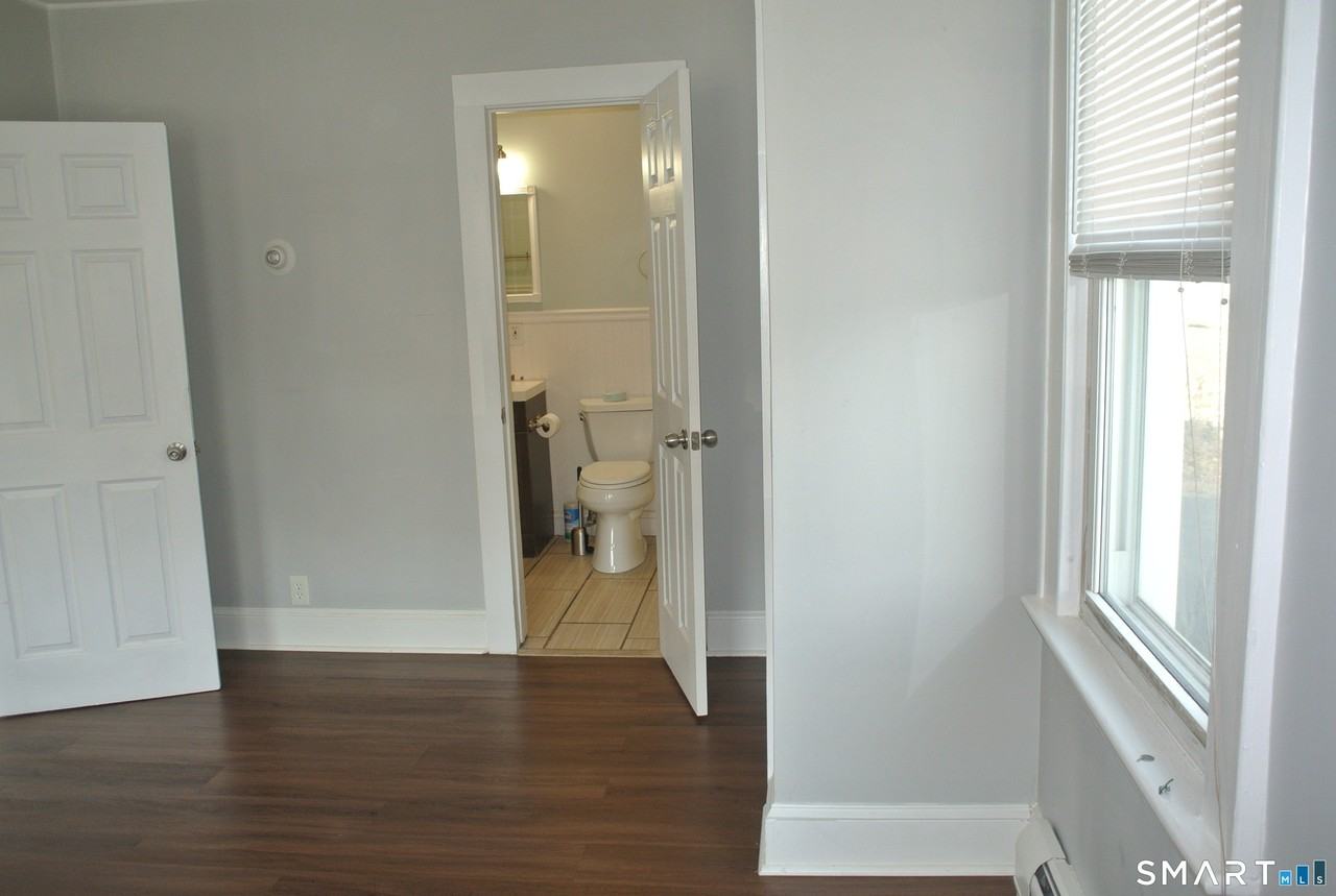 115 Maltby St #115 - Photo 6 of 18