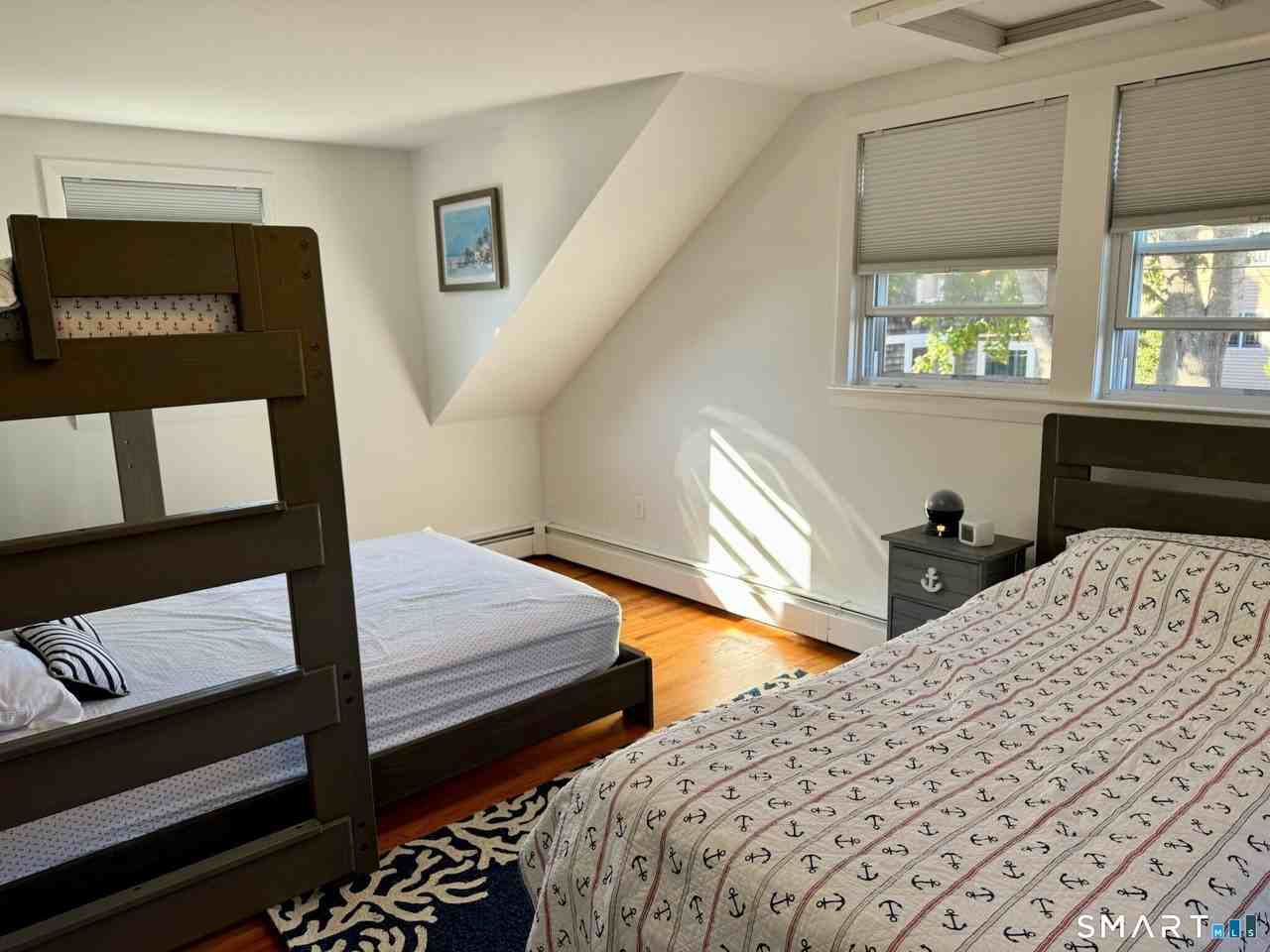 37 Prospect St - Photo 4 of 6