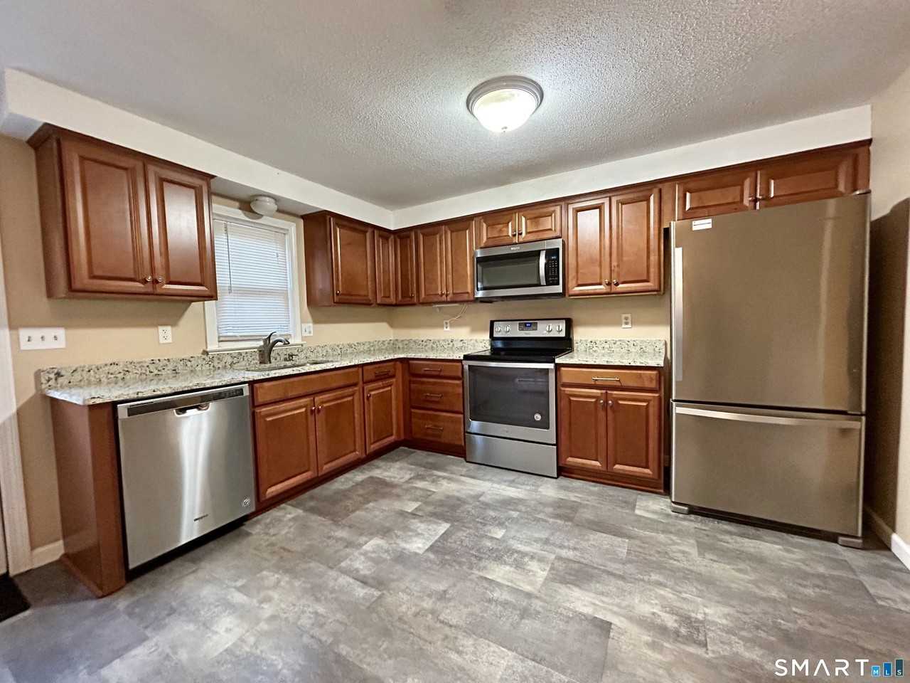 489 Greenwoods Rd - Photo 3 of 12