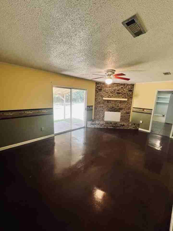 706 Canterbury Dr - Photo 6 of 12
