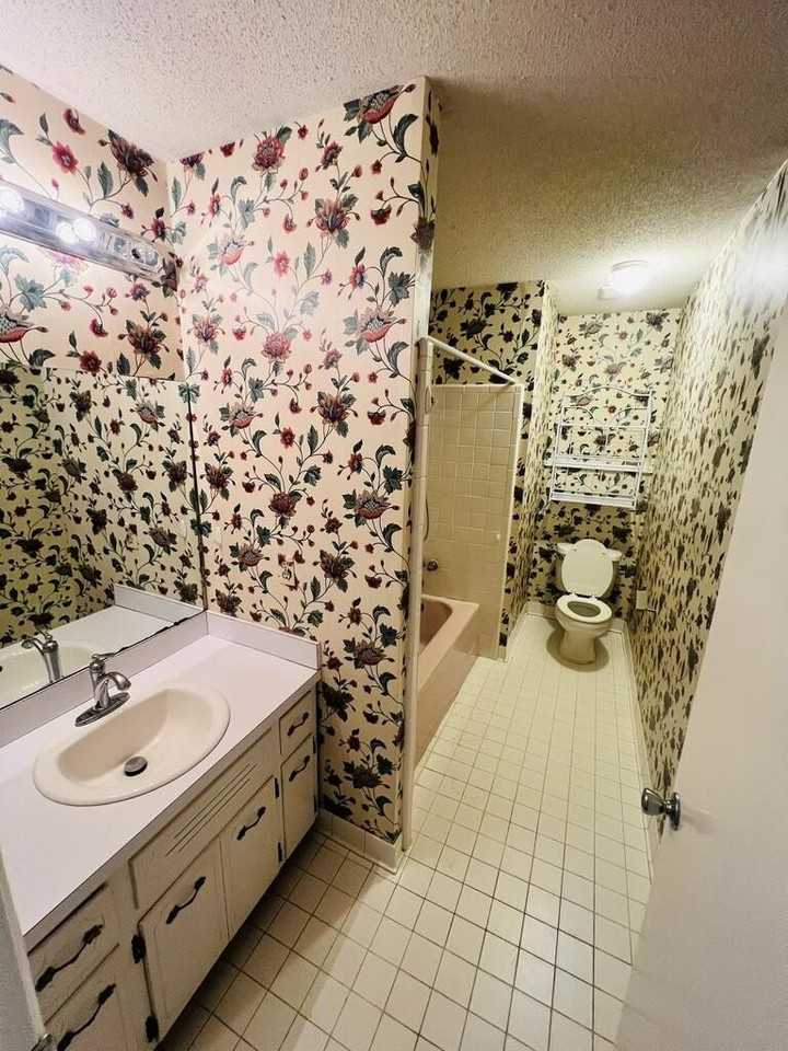 706 Canterbury Dr - Photo 7 of 12
