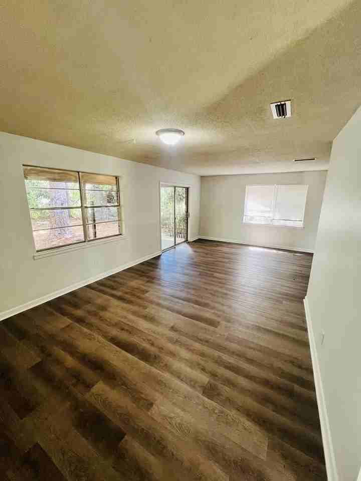 1700 Westover Dr - Photo 6 of 11