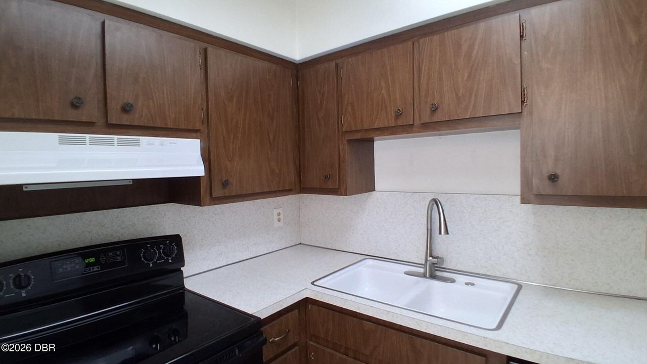 2165 Granada Dr #B - Photo 4 of 26