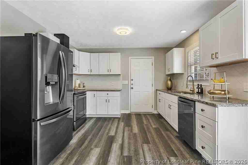 224 Kristin Ave - Photo 7 of 22