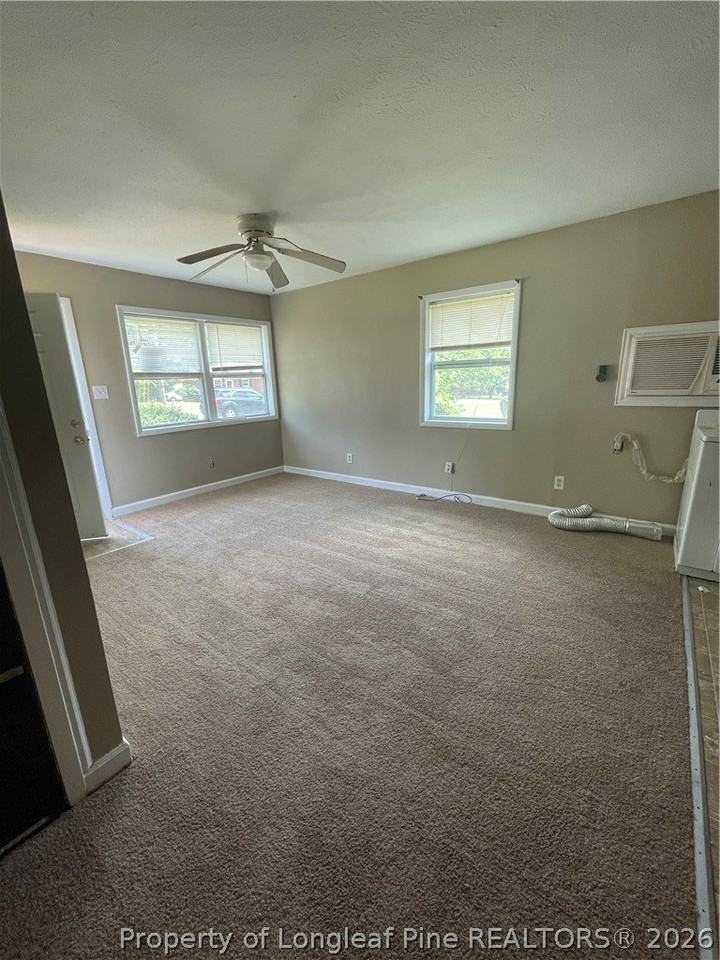 3035 Wedgewood Dr #3