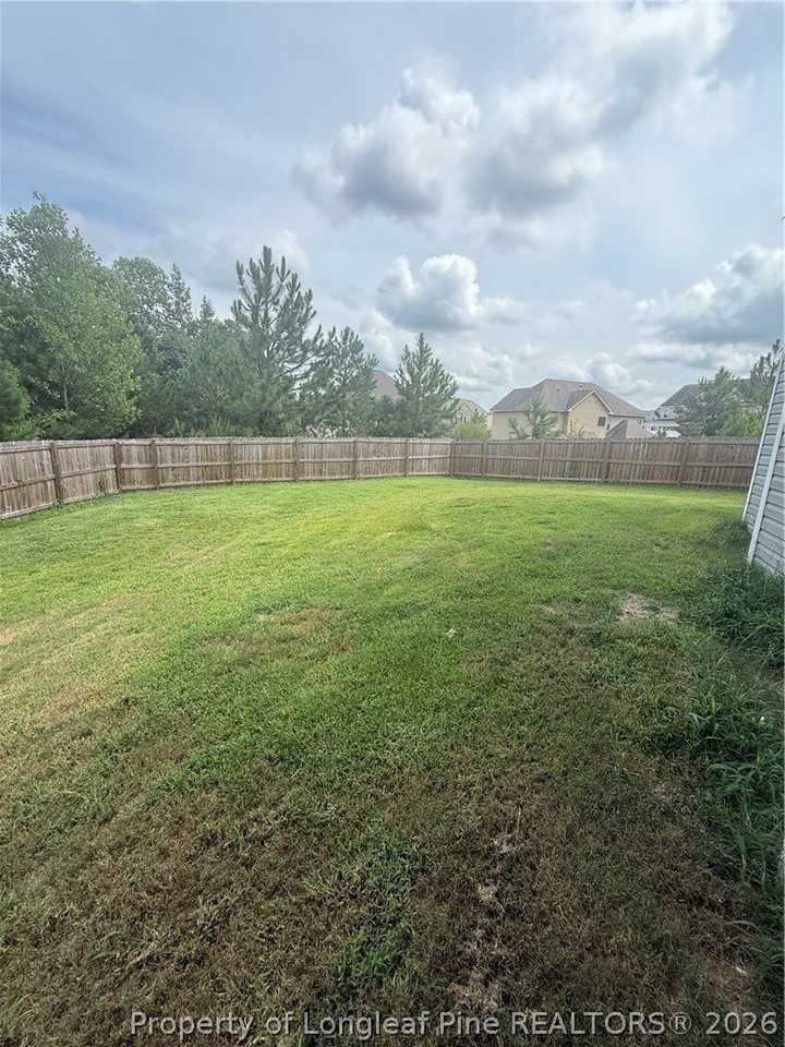 42 Betsy Ross Ct - Photo 6 of 25