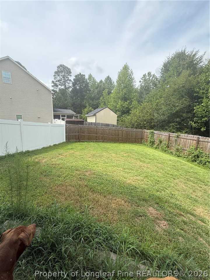 42 Betsy Ross Ct - Photo 7 of 25