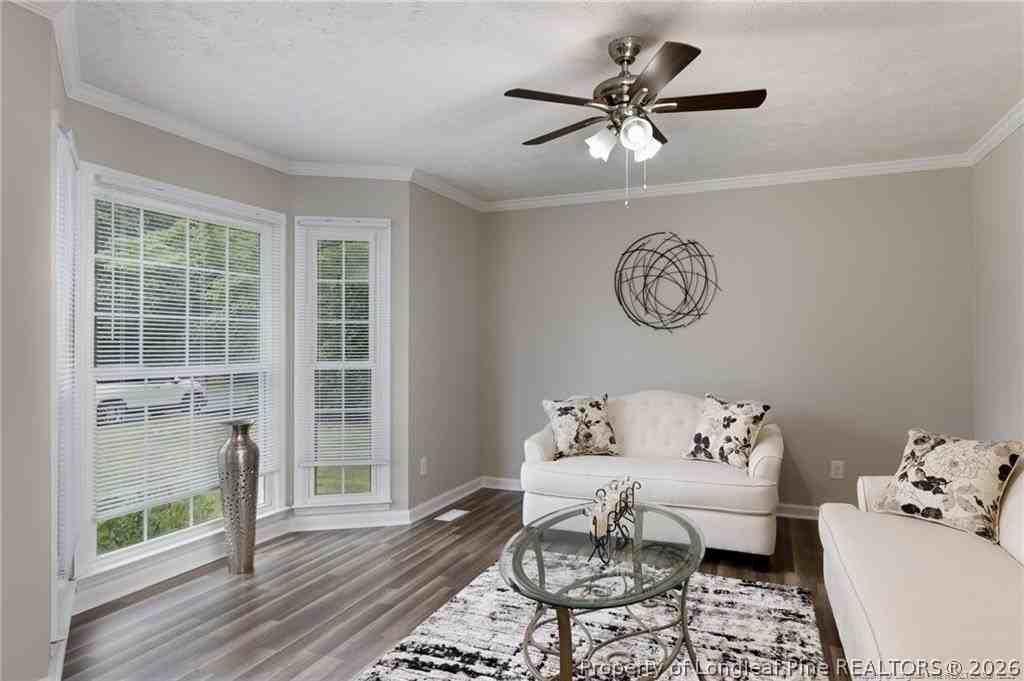 2008 Greendale Dr - Photo 3 of 25