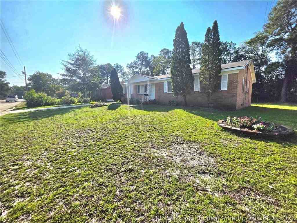 111 Chloe Dr - Photo 2 of 27