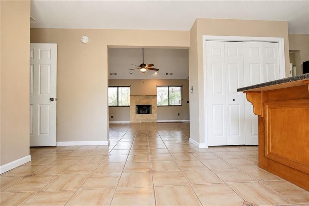 1825 Skyline Dr - Photo 3 of 41