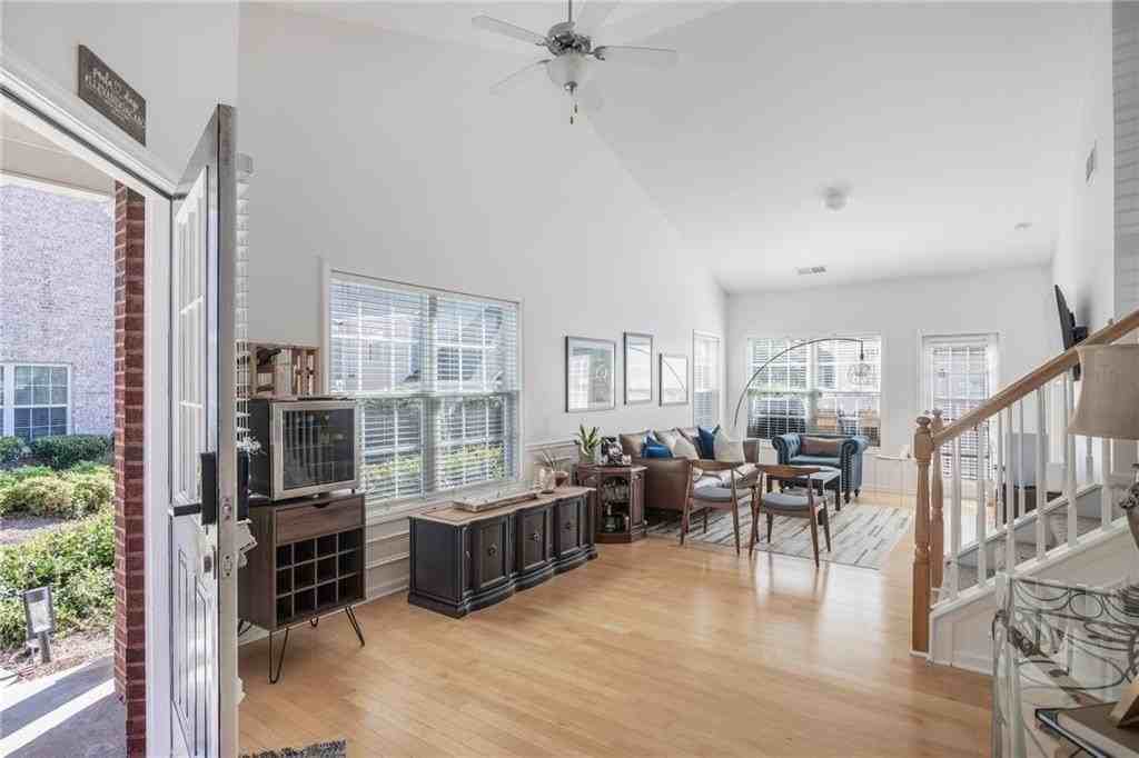 1802 Willow Branch Ln Nw - Photo 3 of 30