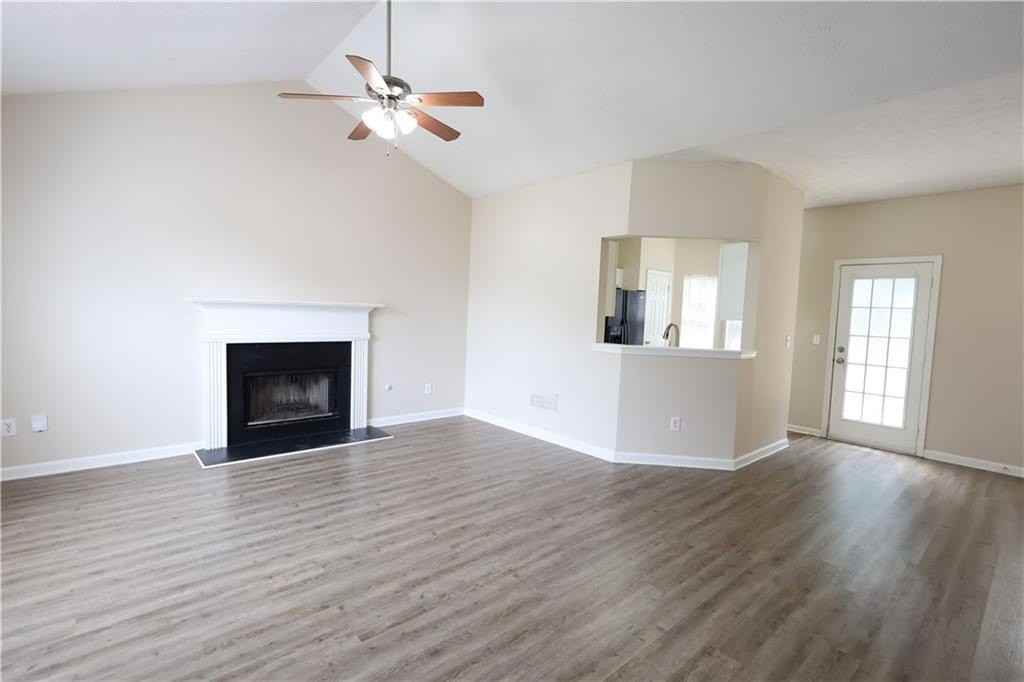 3044 Lake Park Trl - Photo 2 of 30
