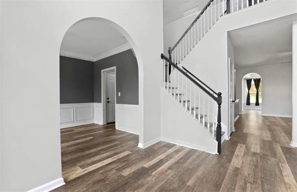3520 Mystic Dr - Photo 3 of 32