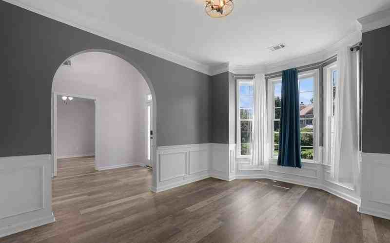 3520 Mystic Dr - Photo 5 of 32