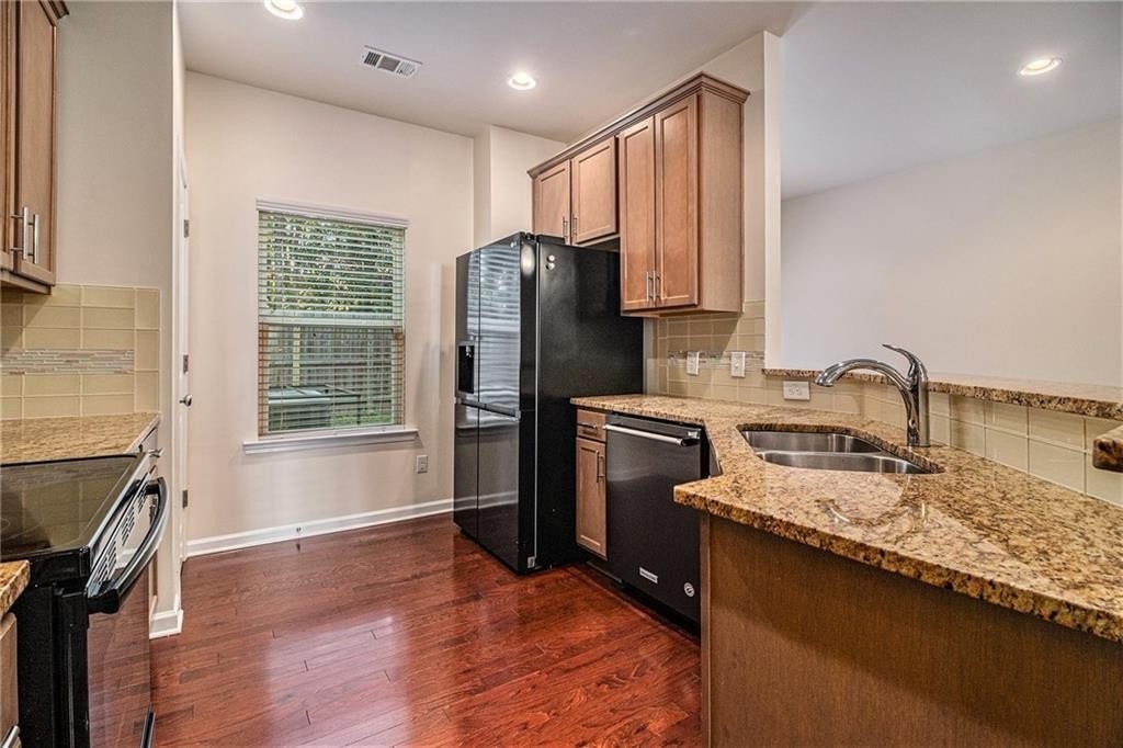 5004 Longview Walk - Photo 5 of 15