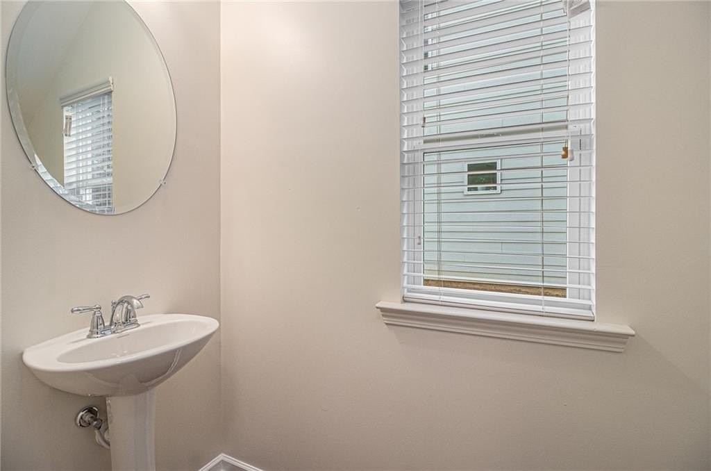 5004 Longview Walk - Photo 7 of 15