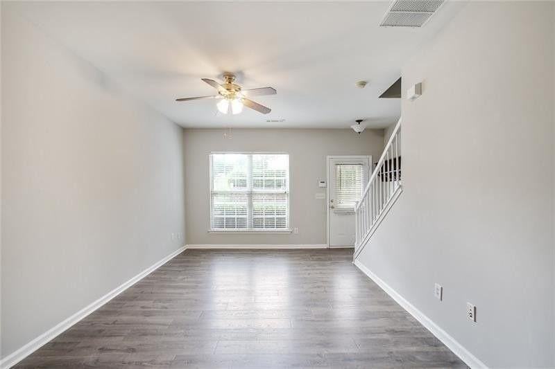 3322 Hidden Cove Cir - Photo 2 of 19