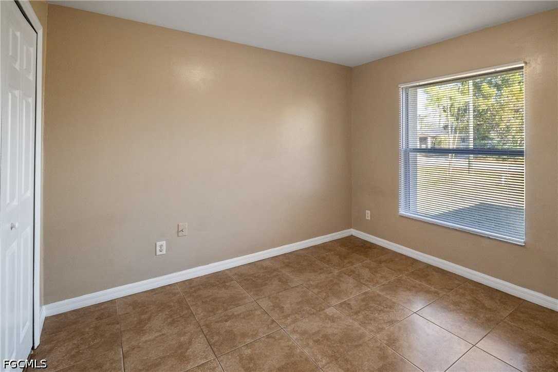 5107 25th St Sw - Photo 4 of 18