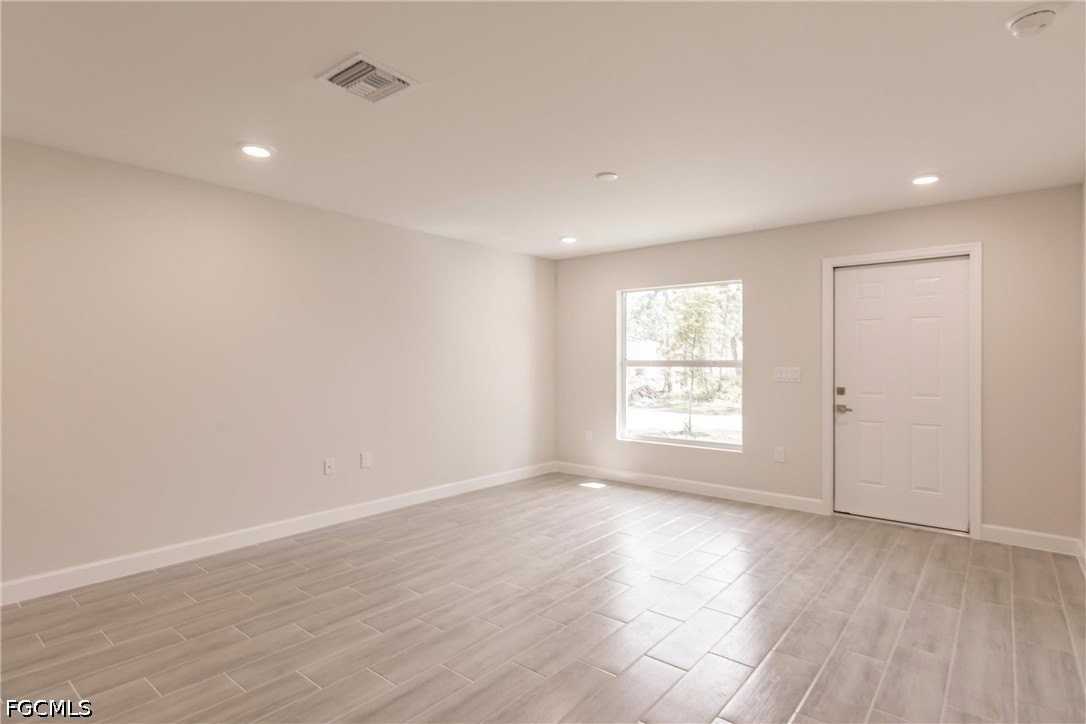 4780 15th St Sw - Photo 5 of 19