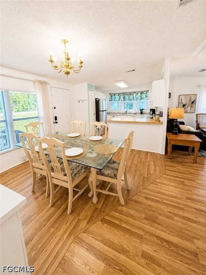 10401 Circle Pine Rd - Photo 6 of 17