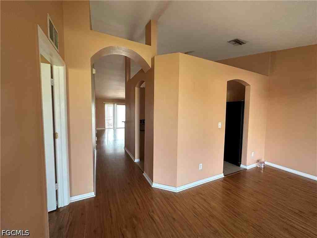 613 Nw 7th Ave - Photo 2 of 19